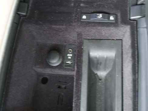 Used 2011 BMW 535i xDrive Sedan image 27