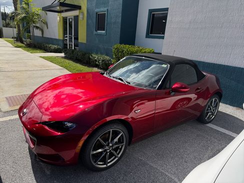 Used 2022 MAZDA MX-5 Miata Grand Touring image 31