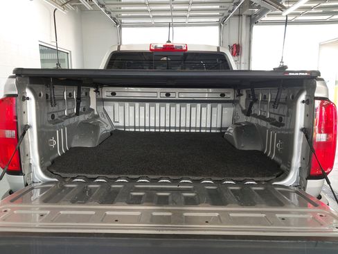 Used 2020 Chevrolet Colorado Z71 image 27