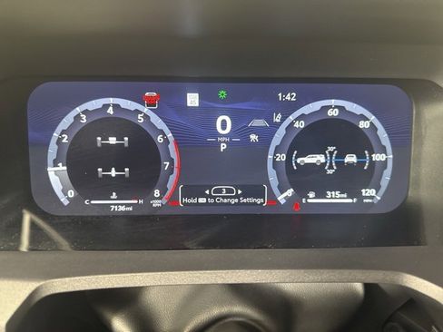 Used 2025 Toyota 4Runner TRD Off-Road Premium image 18