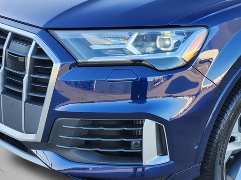 Used 2022 Audi Q7 3.0T Premium Plus AWD/4WD image 32