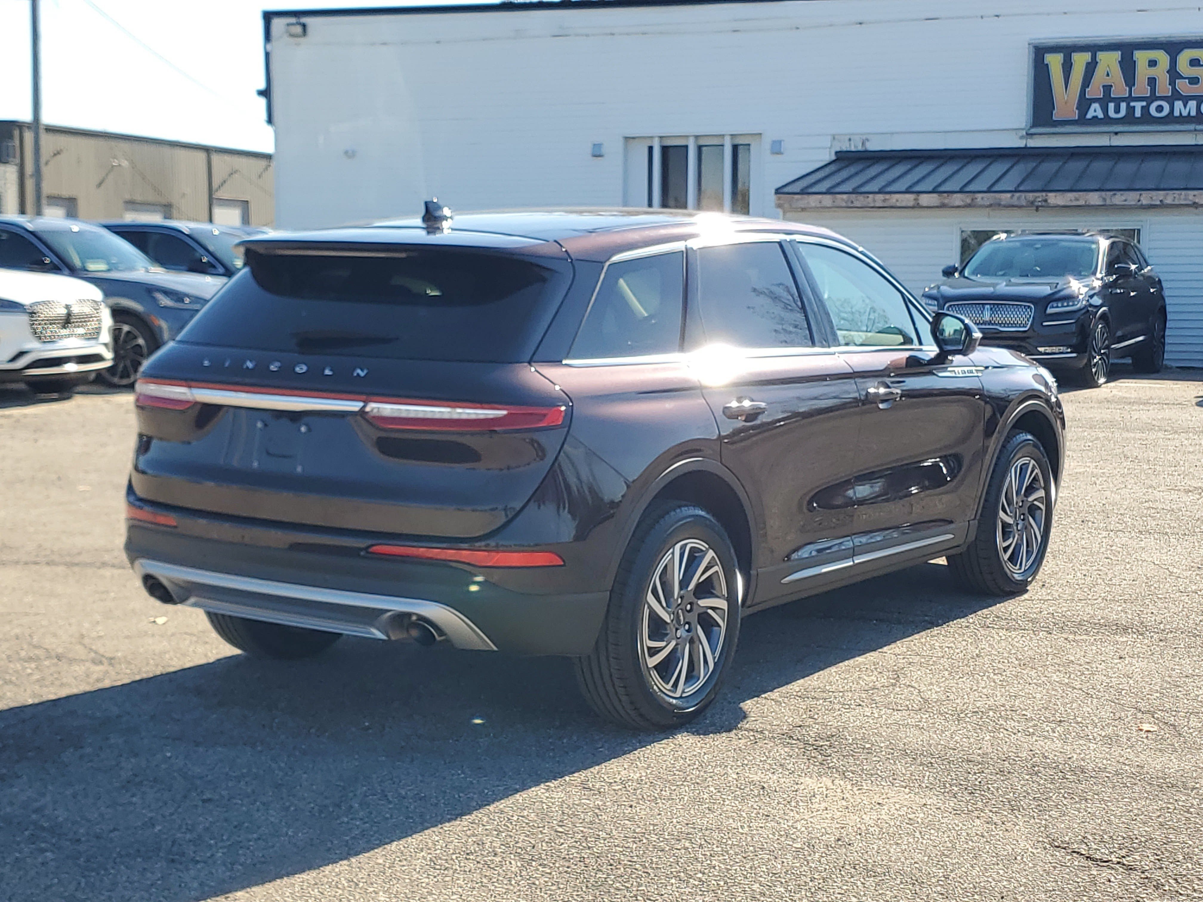 Used 2023 Lincoln Corsair AWD w/ Equipment Group 101A image 6