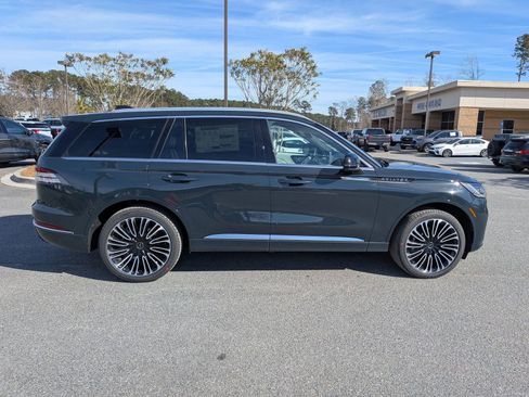 New 2026 Lincoln Aviator Black Label image 3