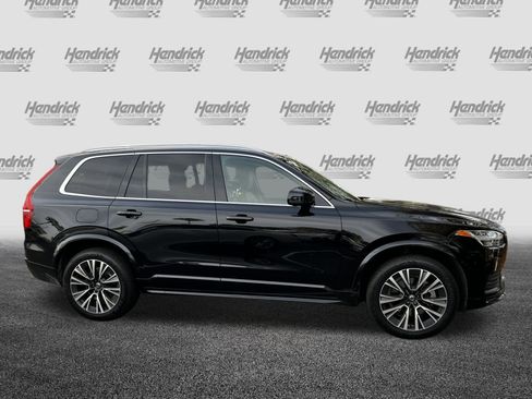 Used 2021 Volvo XC90 T6 Momentum image 10