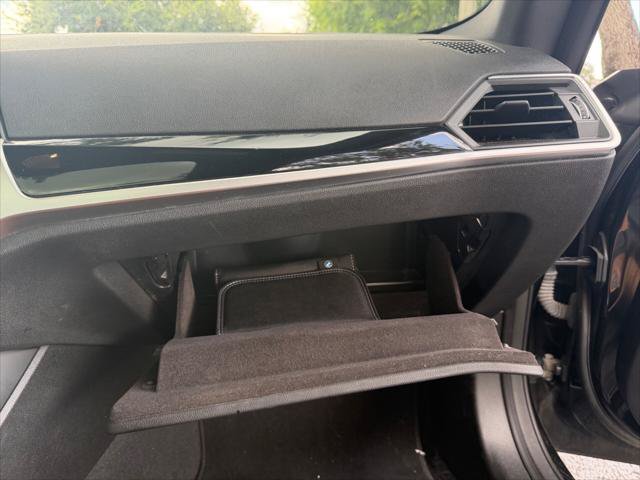 Used 2022 BMW 230i Coupe w/ Convenience Package RWD image 12