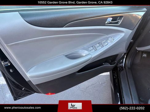 Used 2013 Hyundai Sonata Hybrid image 20