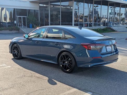 Certified 2025 Honda Civic Sport image 5