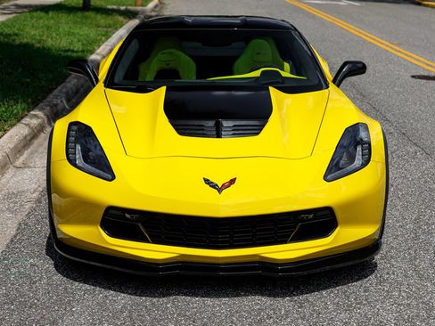 Used 2019 Chevrolet Corvette Z06 RWD image 25