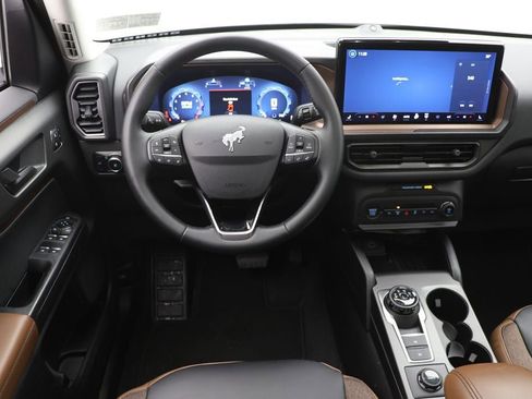 Used 2025 Ford Bronco Sport Outer Banks w/ Outer Banks Tech Package+ image 12