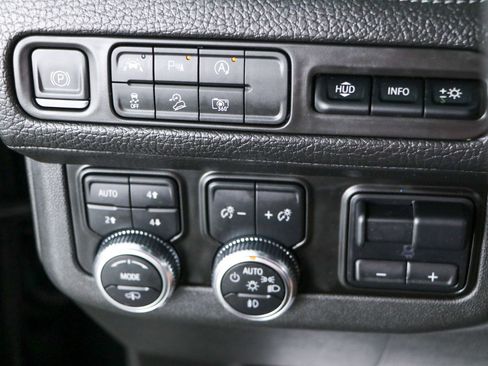 Used 2023 GMC Yukon Denali w/ Max Trailering Package AWD/4WD image 23