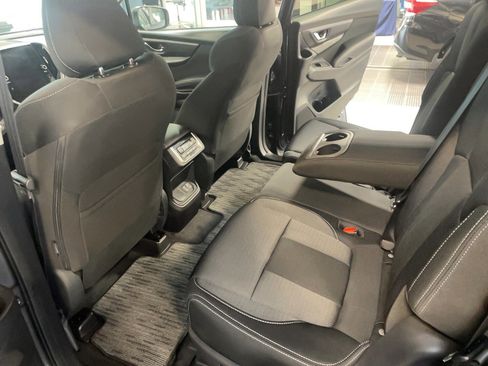 Used 2023 Subaru Ascent Premium image 21