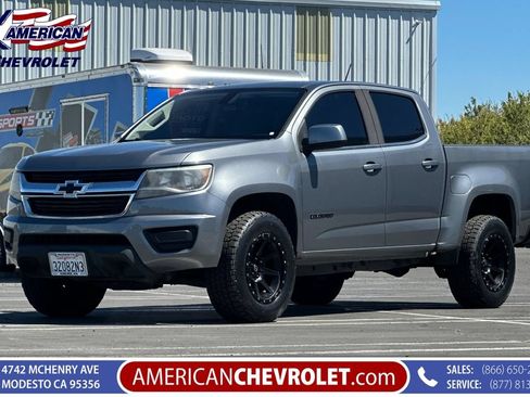 Used 2020 Chevrolet Colorado W/T w/ WT Convenience Package RWD image 8