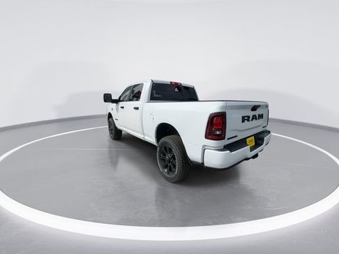 New 2026 RAM 2500 Big Horn AWD/4WD image 6
