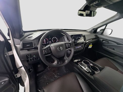 New 2025 Honda Ridgeline Black Edition image 7