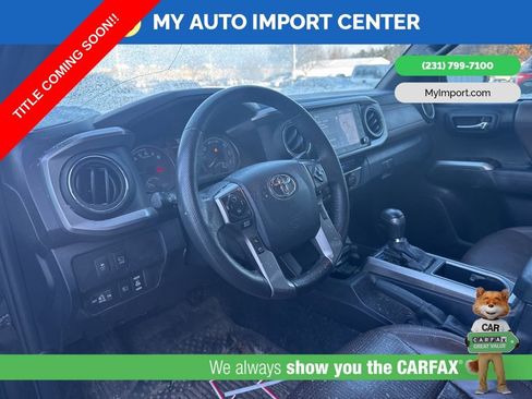 Used 2020 Toyota Tacoma Limited w/ Blackout Package image 8