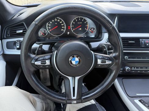 Used 2014 BMW M5 image 21