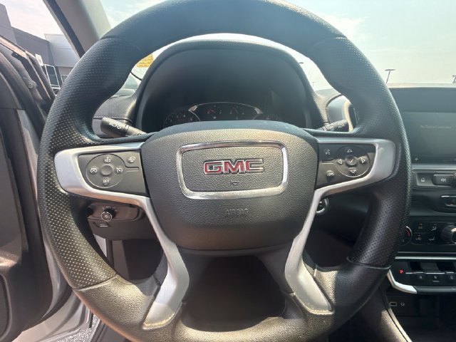 Used 2022 GMC Terrain SLE w/ Driver Convenience Package FWD image 21