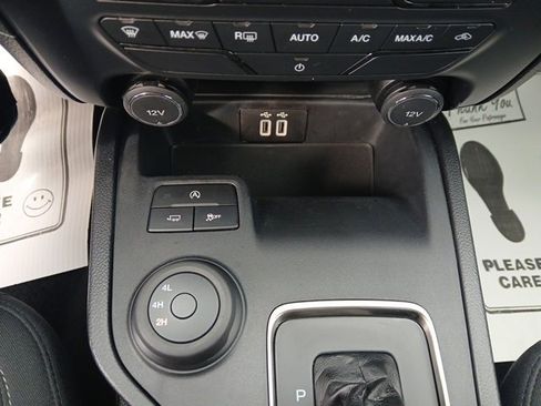 Used 2020 Ford Ranger XLT w/ Equipment Group 301A Mid image 22
