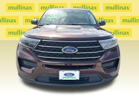 Used 2020 Ford Explorer XLT RWD image 10