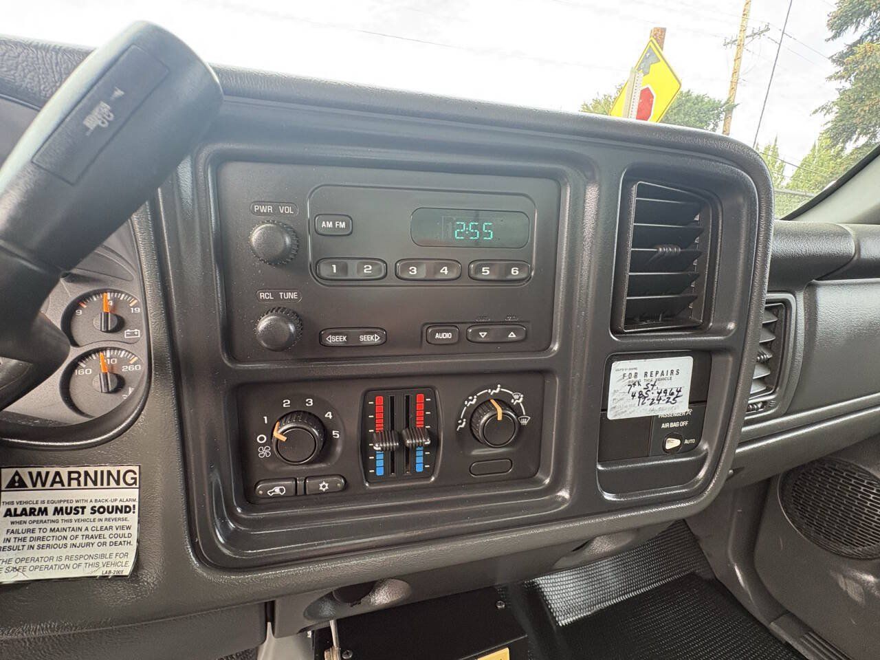 Used 2003 GMC Sierra 2500 W/T RWD image 17