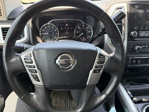 Used 2020 Nissan Titan SV w/ SV Convenience Package AWD/4WD image 21