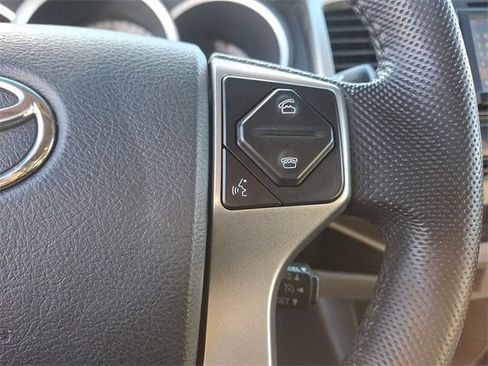 Used 2015 Toyota Tacoma PreRunner image 20