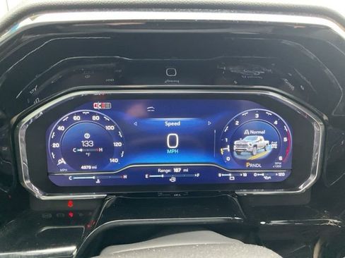 Used 2025 Chevrolet Silverado 3500 LTZ image 12