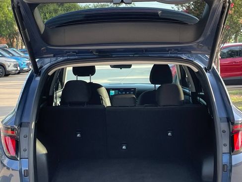 Used 2025 Hyundai Tucson SEL FWD image 25