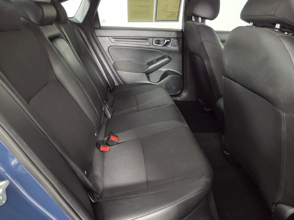 Used 2025 Honda Civic Sport image 26