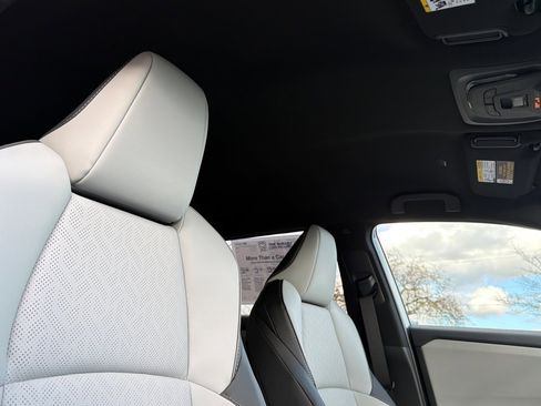 New 2026 Subaru Solterra Premium image 17