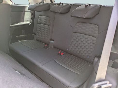 Used 2025 Nissan Pathfinder SV FWD image 16