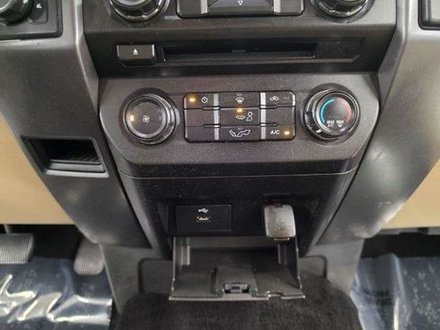 Used 2017 Ford F150 XLT AWD/4WD image 24