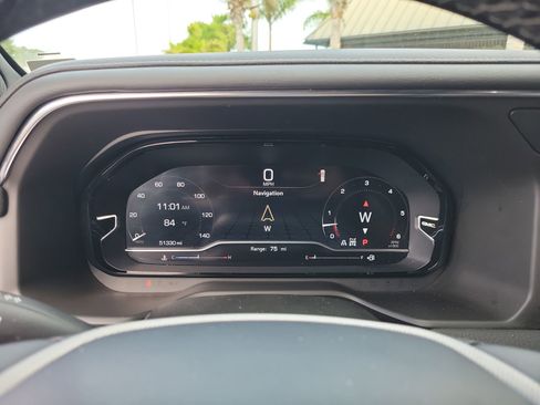 Used 2024 GMC Yukon XL Denali AWD/4WD image 36