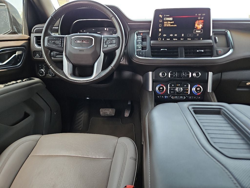 Used 2022 GMC Yukon SLT w/ SLT Luxury Package AWD/4WD image 18
