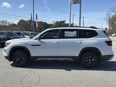 New 2026 Volkswagen Atlas Peak Edition AWD/4WD image 23