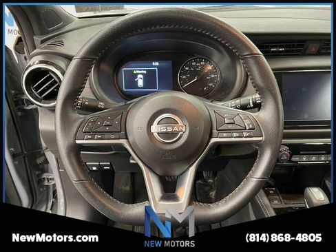 Used 2022 Nissan Kicks SR w/ Exterior Package image 12
