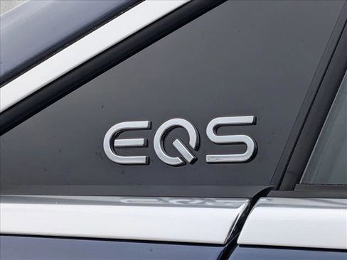 Used 2022 Mercedes-Benz EQS 580 4MATIC Sedan image 23