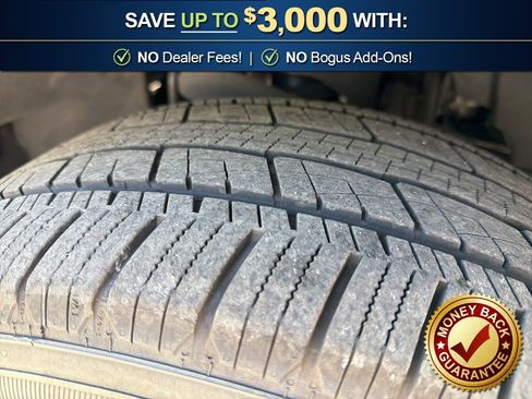 Used 2024 Ford Expedition Limited image 11