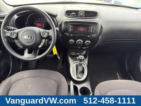 Used 2016 Kia Soul FWD image 25