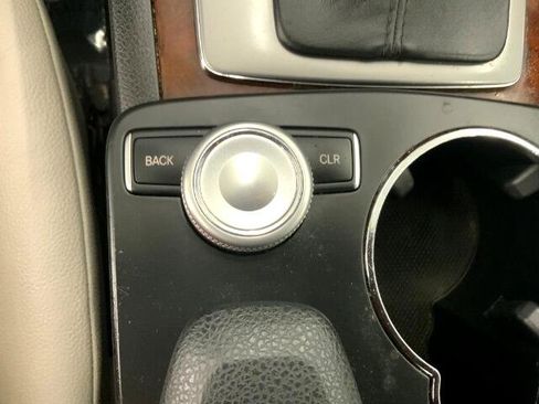 Used 2011 Mercedes-Benz C 300 Sedan image 16