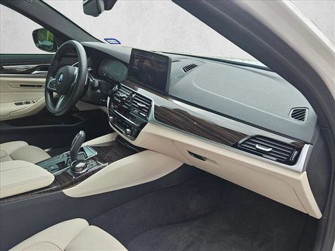 Certified 2023 BMW 540i w/ Executive Package image 16