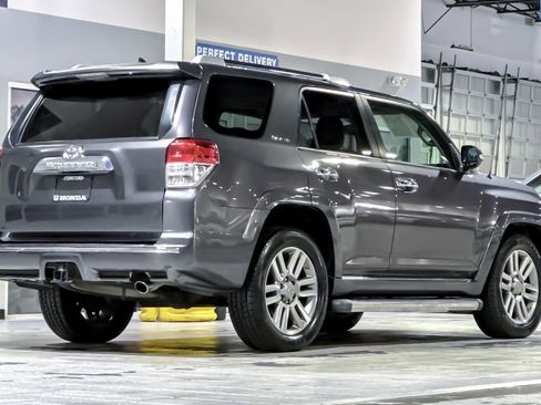 Used 2010 Toyota 4Runner Limited image 8