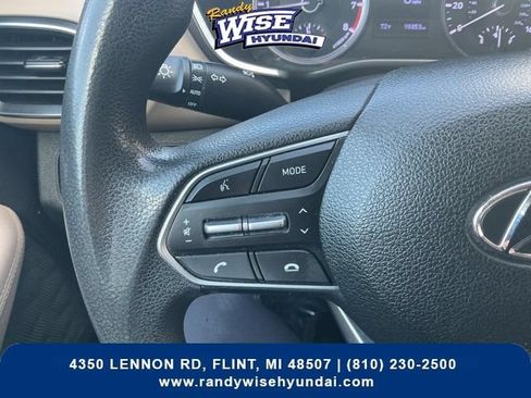 Used 2020 Hyundai Santa Fe SE AWD/4WD image 17