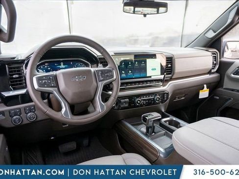 New 2026 Chevrolet Silverado 1500 RST w/ Dark Appearance Package image 25