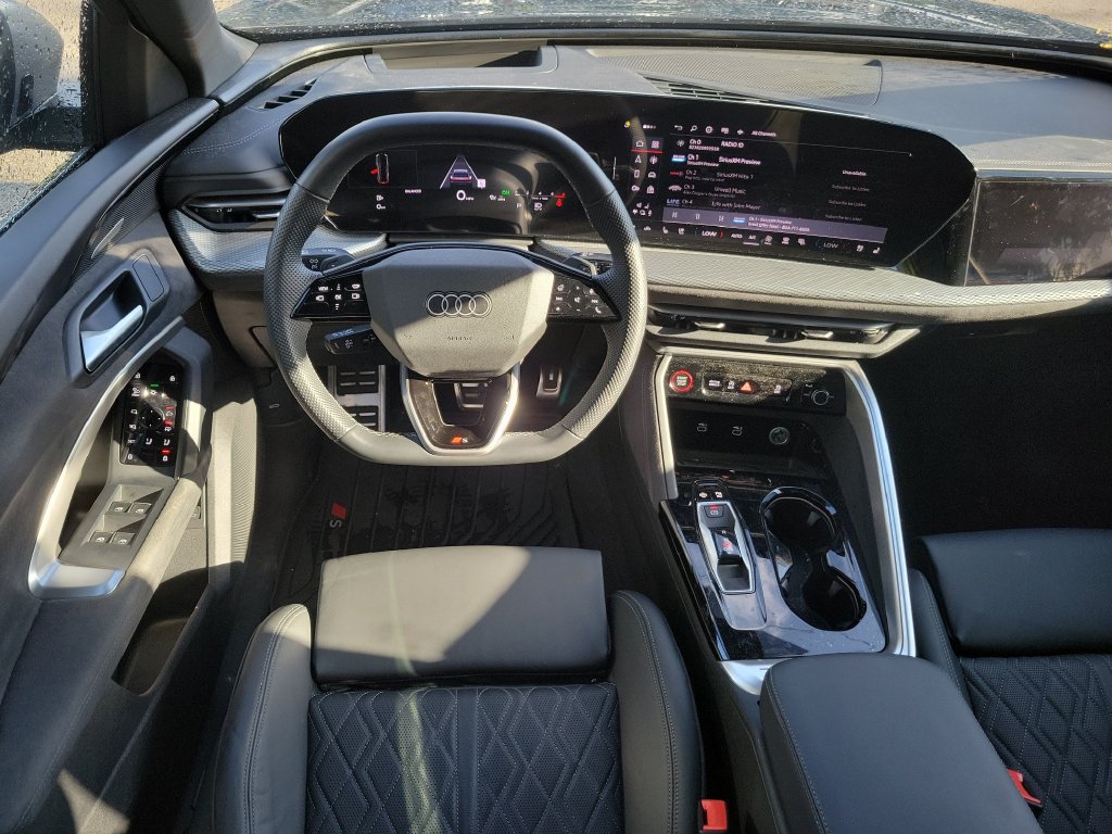 Certified 2025 Audi SQ5 Prestige w/ Prestige Package AWD/4WD image 8