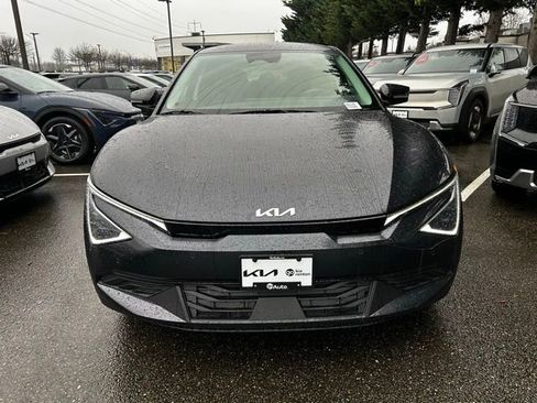 New 2025 Kia EV6 Light image 3