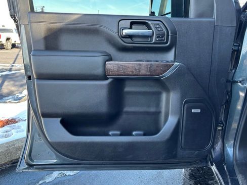 Used 2021 GMC Sierra 2500 Denali w/ Denali Ultimate Package image 10