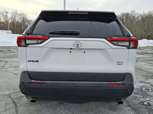 Certified 2022 Toyota RAV4 XLE image 25