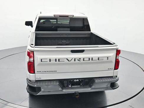 Used 2021 Chevrolet Silverado 1500 LTZ w/ LTZ Convenience Package II AWD/4WD image 35