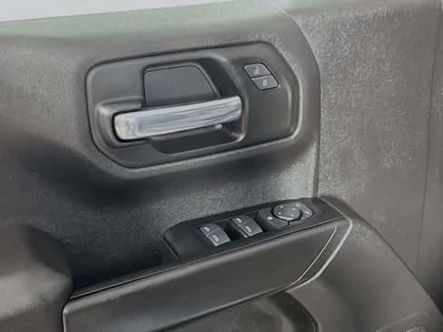 Used 2022 Chevrolet Silverado 1500 Custom w/ Safety Confidence Package image 17